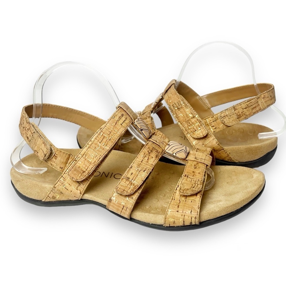 NWOB Vionic Amber Adjustable Sandals size 10 WIDE